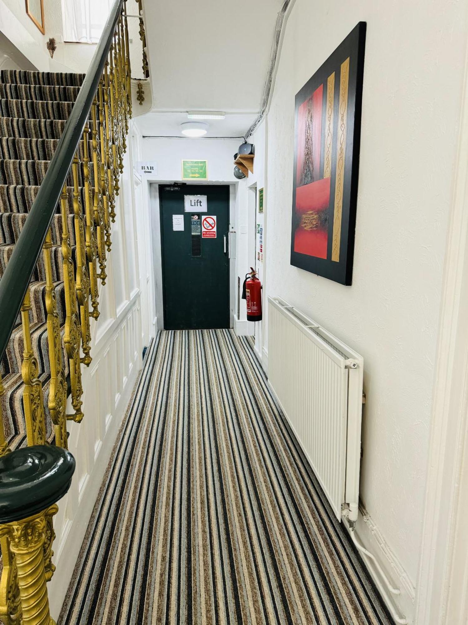 Carlton Court Hotel Eastbourne Exteriör bild